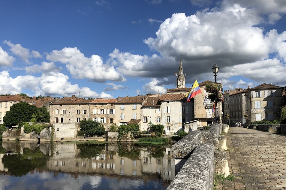 surroundings of En Campagne - Confolens